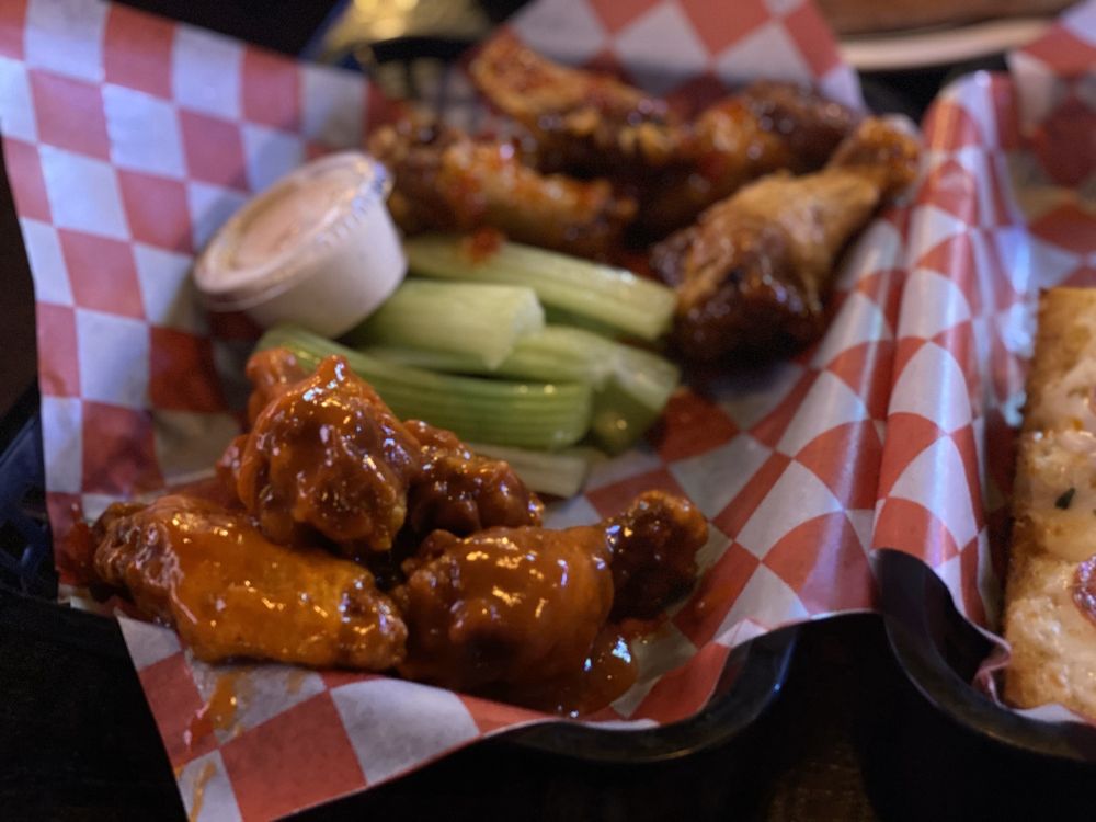 CARMELLAS PIZZA GRILL 90 Photos & 77 Reviews 1513 Montford Dr, Charlotte, North Carolina