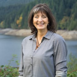 Power On Family Chiropractic - Dr. Heidi Benda North Vancouver Chiropractor at Power On Family Chiropractic