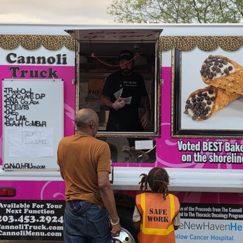 Meriano's Cannoli Truck - Food Trucks Near Me - Madison, Connecticut Meriano's Cannoli Truck - Food Trucks Near Me - Madison, Connecticut