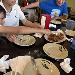 This place is so popular and everyone was digging into the roast duck. Super good! This place is so popular and everyone was digging into the roast duck. Super good!