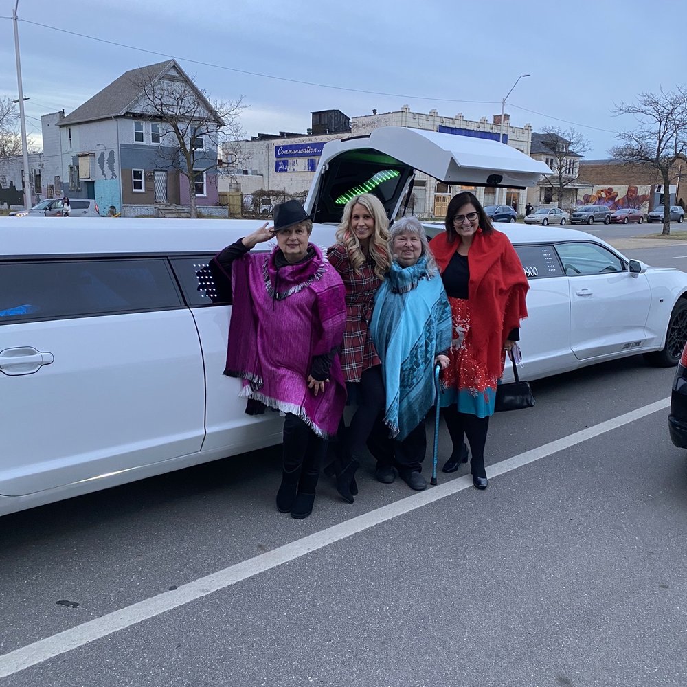 Limo World - Limos Near Me - Hazel Park, Michigan