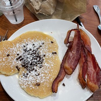 Broken Yolk Cafe - Kids chocolate chip pancakes with double bacon - Breakfast & Brunch Near Me - La Quinta, California