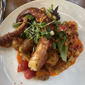 Limon - Pulpo - Tapas/Small Plates Near Me - Burlingame, California Limon - Pulpo - Tapas/Small Plates Near Me - Burlingame, California