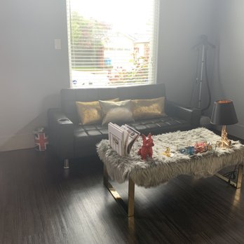 Epris Korean Hair Studio - Reception area - Hair Salons Near Me - Cupertino, California Epris Korean Hair Studio - Reception area - Hair Salons Near Me - Cupertino, California