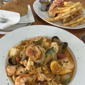 Hook & Anchor - Cioppino with added spaghetti - Seafood Near Me - Costa Mesa, California Hook & Anchor - Cioppino with added spaghetti - Seafood Near Me - Costa Mesa, California