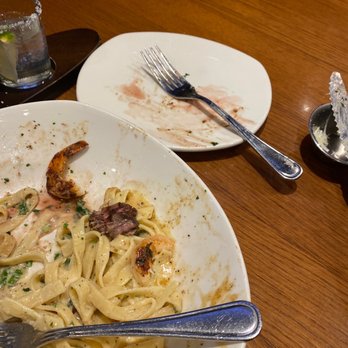Outback Steakhouse - Steak and shrimp pasta - Steakhouses Near Me - Houston, Texas Outback Steakhouse - Steak and shrimp pasta - Steakhouses Near Me - Houston, Texas