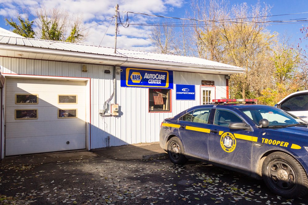 FOUR SUNS AUTO Updated September 2024 11 Photos 1225 Waterloo