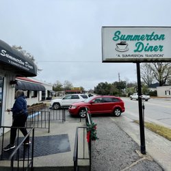 Summerton Diner - Outside