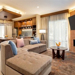 Hoodoo Moab, Curio Collection by Hilton - Guest room