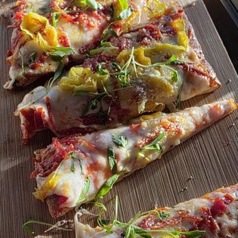 Risü - Pepperoni and peppericini flatbread - New American Near Me - Long Beach, California