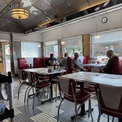 Colonial Diner