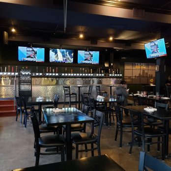Taps on Main - Taps area - Sports Bars Near Me - Kansas City, Missouri Taps on Main - Taps area - Sports Bars Near Me - Kansas City, Missouri