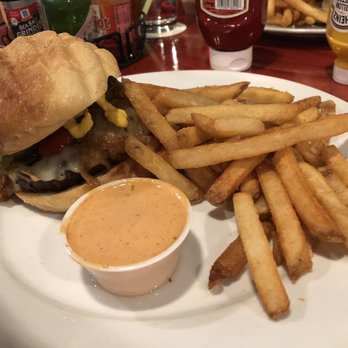 The Oasis Bar and Grill - Burger yum - Bars Near Me - Sequim, Washington