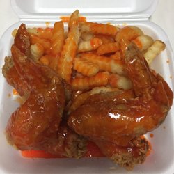 Super Eastern - Chicken wings with mumbo sauce