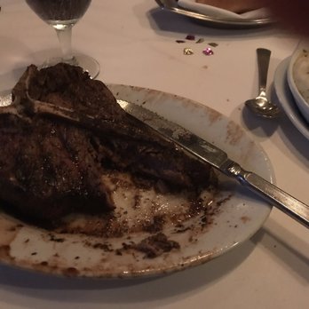 Ruth's Chris Steak House - Steakhouses Near Me - Memphis, Tennessee Ruth's Chris Steak House - Steakhouses Near Me - Memphis, Tennessee