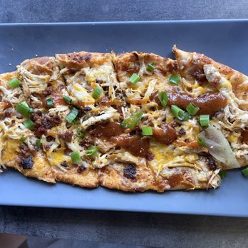 PopStroke - BBQ flatbread - Mini Golf Near Me - Orlando, Florida PopStroke - BBQ flatbread - Mini Golf Near Me - Orlando, Florida