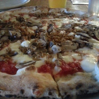 Cane Rosso - the "Gus" pizza - Italian Near Me - Dallas, Texas