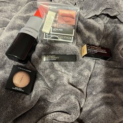 MAC Cosmetics - All i  got