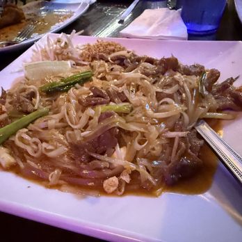 Nom’s Kitchen - Thai Near Me - Corp Christi, Texas