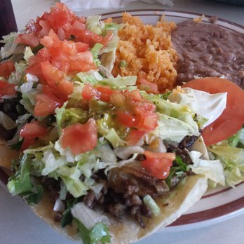 Los Compadres Taqueria - Mexican Near Me - Mount Prospect, Illinois Los Compadres Taqueria - Mexican Near Me - Mount Prospect, Illinois