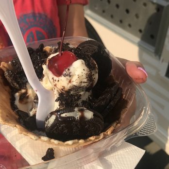 The Scoop - a chocolate sundae with a cherry on top - Ice Cream & Frozen Yogurt Near Me - East Vale, California The Scoop - a chocolate sundae with a cherry on top - Ice Cream & Frozen Yogurt Near Me - East Vale, California