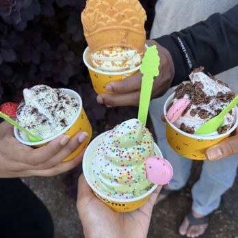 Somisomi - Ice Cream & Frozen Yogurt Near Me - Bellevue, Washington Somisomi - Ice Cream & Frozen Yogurt Near Me - Bellevue, Washington