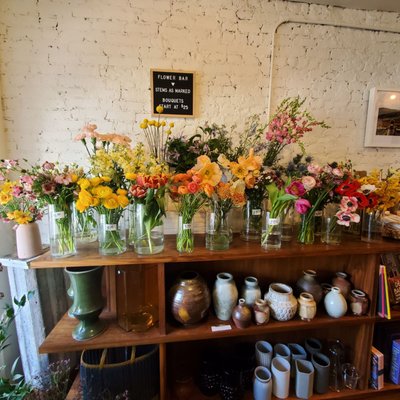 Hops Petunia Floral by null