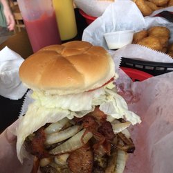 Tubby's Pub & Grub - The Tubby burger.