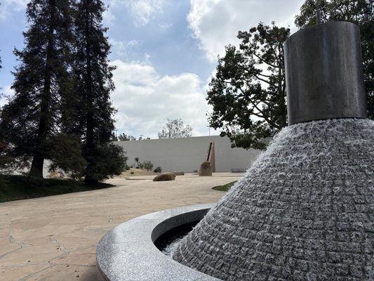 Noguchi Garden by null