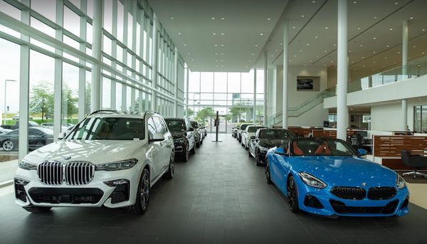 BMW OF LOUISVILLE - Updated August 2025 - 38 Photos & 80 Reviews - 2200 ...