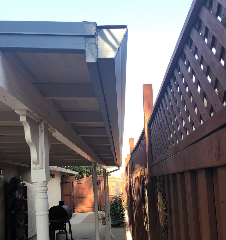 Slide of HDZ roofing services