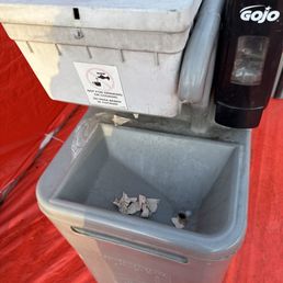 No water in the sink, this is unsafe and unhealthy for the kids that are playing outside together sharing all bacteria. No water in the sink, this is unsafe and unhealthy for the kids that are playing outside together sharing all bacteria.