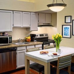 Sonesta ES Suites Somers Point - Two Bedroom Loft Suite - Kitchen