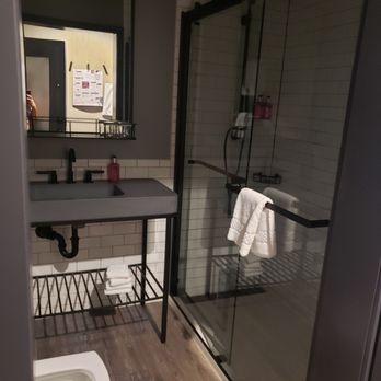 Moxy Chattanooga Downtown - Bathroom - Hotels Near Me - Chattanooga, Tennessee Moxy Chattanooga Downtown - Bathroom - Hotels Near Me - Chattanooga, Tennessee