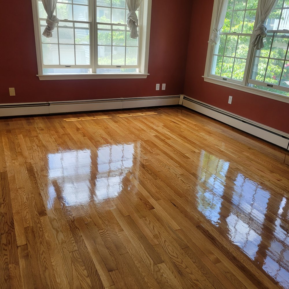 Lynh's Hardwood Floor Services - living room refinished - Flooring Near Me - Quincy, Massachusetts