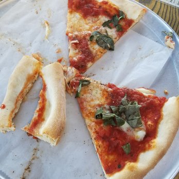 Isabella's Kitchen - Pizza with basil...so-so! - Italian Near Me - Scottsdale, Arizona