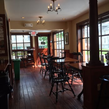 Pour Richard's Distillery - Interior - Cafes Near Me - Devon, Pennsylvania