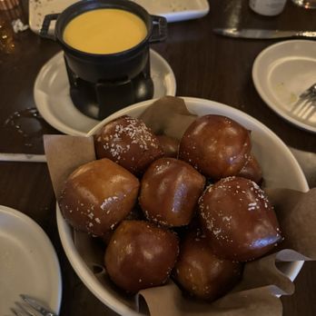 Culinary Dropout - Soft Pretzels & Provolone Fondue - New American Near Me - San Diego, California