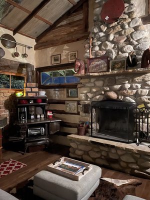 Barons CreekSide by null