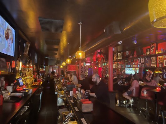 Ethyl's Bar & Restaurant by null