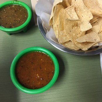 Cilantro Mexican Grill - Chips and salsa - Mexican Near Me - Bryan, Texas