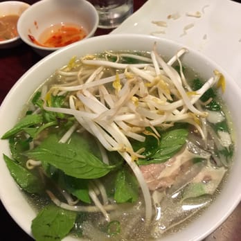 Huynh Restaurant - Combination pho - Vietnamese Near Me - Houston, Texas