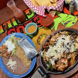 Morelos Mexican Grill - Fajitas