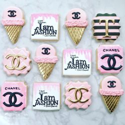 The New York Cookie Boutique - Decorated vanilla bean sugar cookies