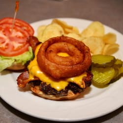Keyport Liquor and Lounge - SIracha Burger