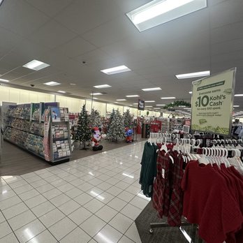TJ Maxx - A view of season display - Christmas here we go! - Discount Store Near Me - West Hills, California TJ Maxx - A view of season display - Christmas here we go! - Discount Store Near Me - West Hills, California