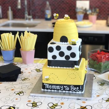 Jeana's Great Cakes - Gender Reveal Cake!! - Desserts Near Me - Cincinnati, Ohio Jeana's Great Cakes - Gender Reveal Cake!! - Desserts Near Me - Cincinnati, Ohio