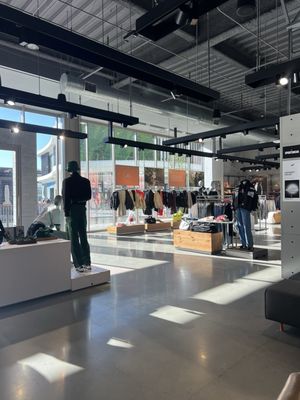 adidas Store Los Angeles, Century City Westfield by null