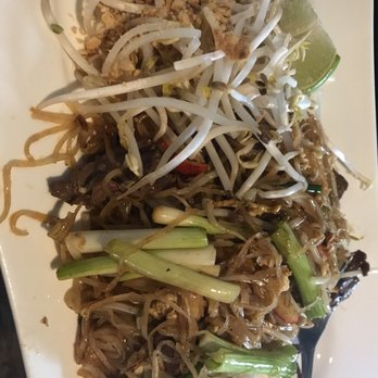 Silk Thai Restaurant - Beef pad Thai - Thai Near Me - Charlottesville, Virginia