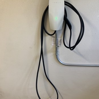 New Quest Electric - Tesla wall connector - Electricians Near Me - Montclair, California New Quest Electric - Tesla wall connector - Electricians Near Me - Montclair, California